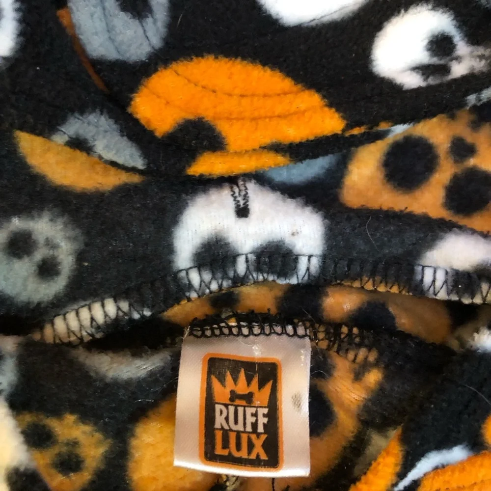 PET🐶 Orange and Black Skull Print outfit SIZE X SMALL & SIZE SMALL